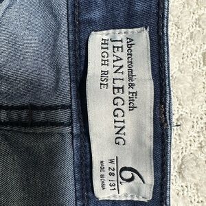 Abercrombie & Fitch Dark Blue Skinny Jeans